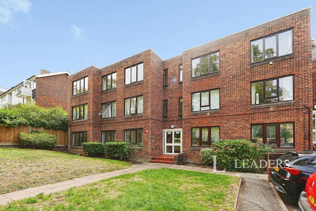 Main image of property: Glenhurst, 52 Foxgrove Road, Beckenham, BR3