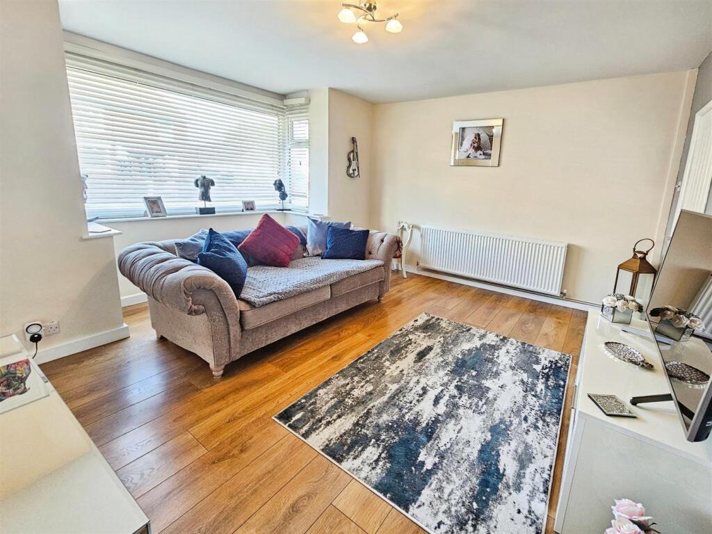 Biddulph Road, Chell, Stoke-On-Trent photo 4