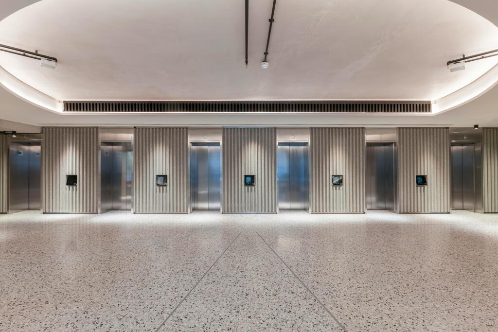 Lift lobby