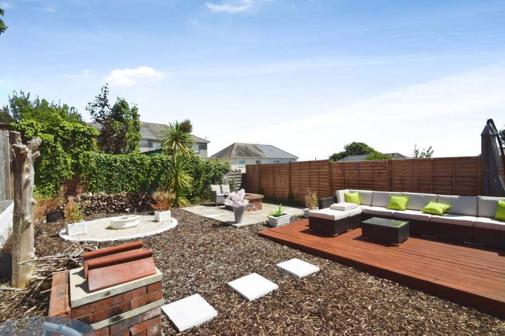 Main image of property: Waun Road, Llanelli, SA15
