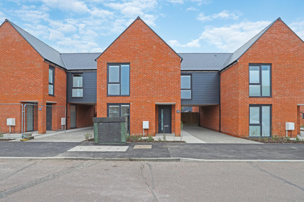 Main image of property: Collard Avenue, Loughton, Essex, IG10