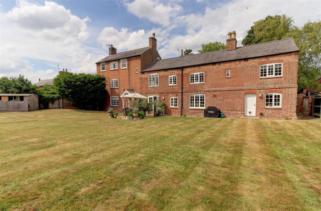 Main image of property: Glen Road, Newton Harcourt