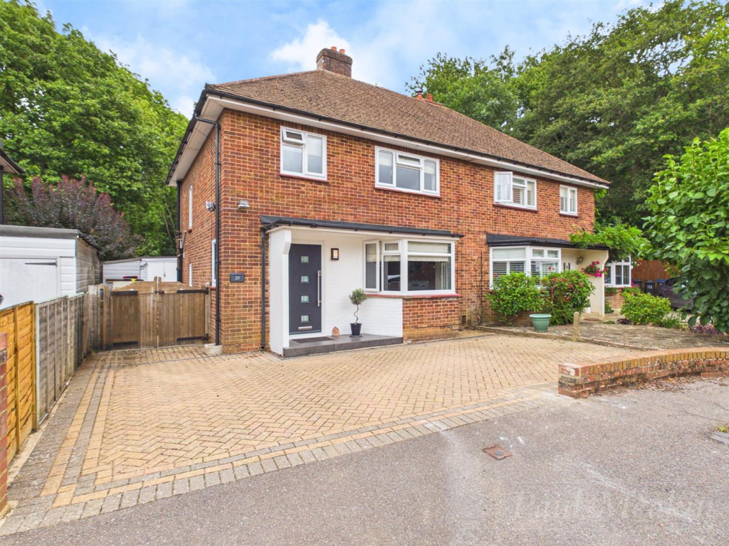 Main image of property: Hazelwood Grove, Sanderstead