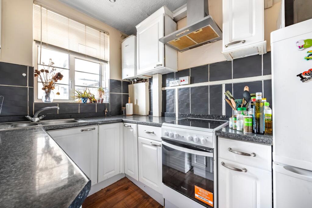 3 bedroom flat for rent