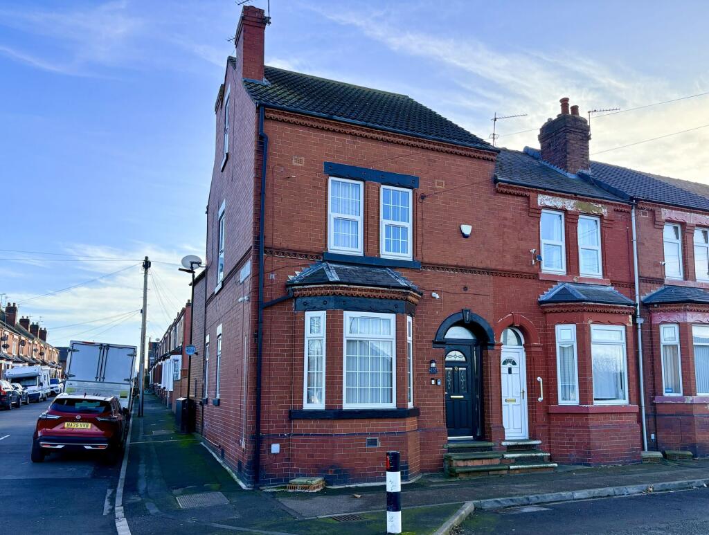 Main image of property: Shadyside, Hexthorpe, DN4