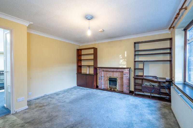Maplehurst Road, Chichester photo 3