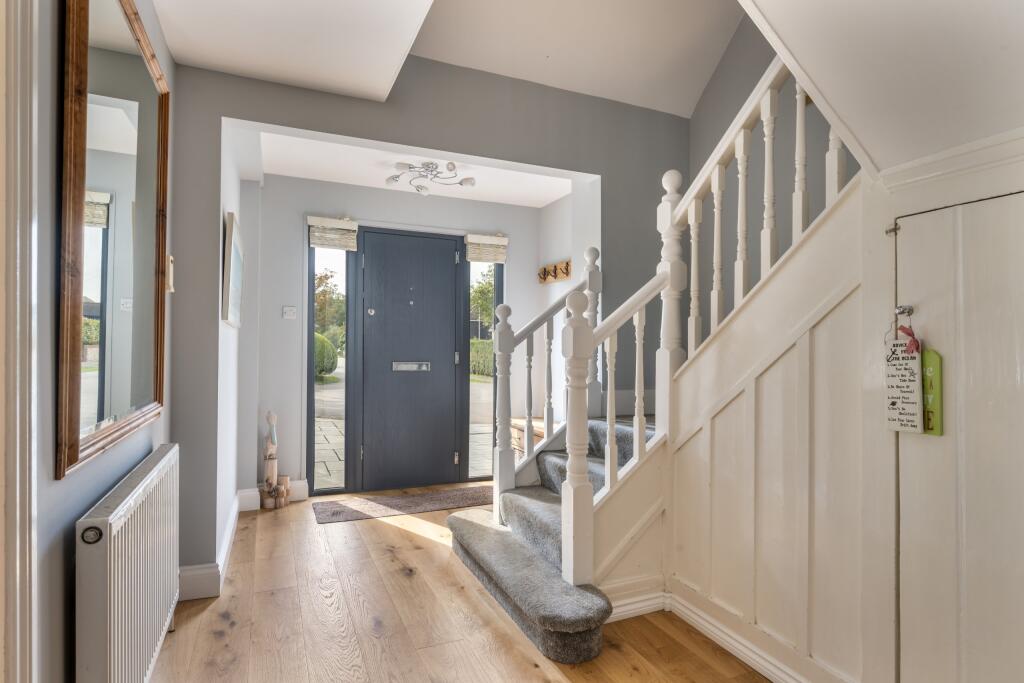 House in Portsmouth - View 3