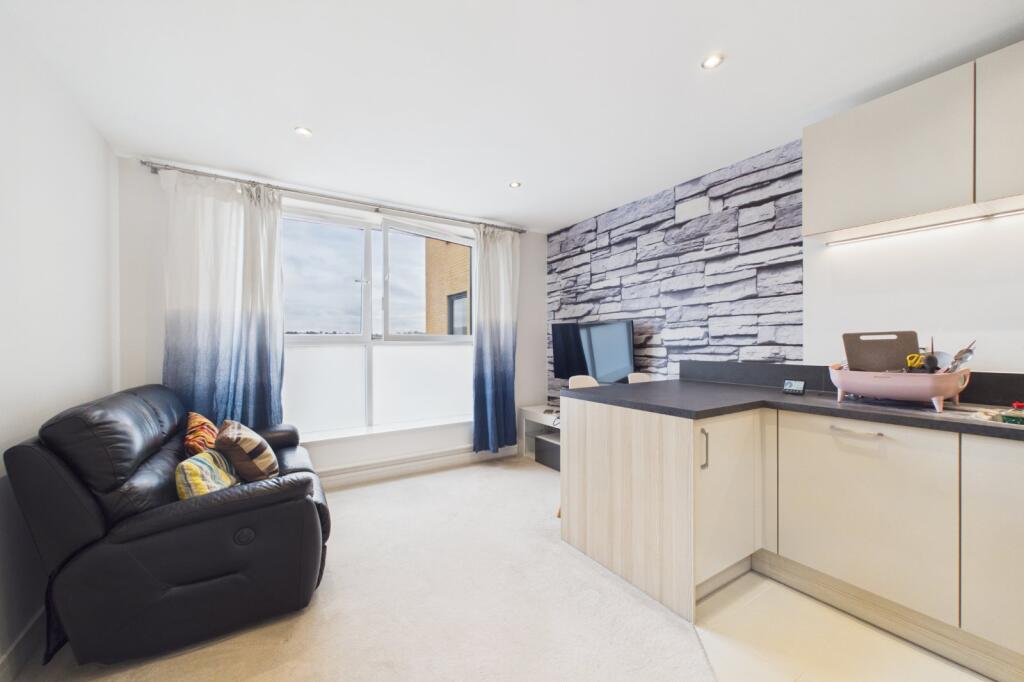 Apartment in Reading, Kennet Island, Whitley - View 3