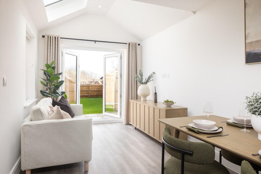 House in Basingstoke and Deane, Buckskin - View 4
