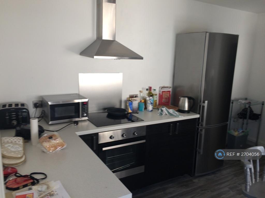 Apartment in Cardiff - View 2