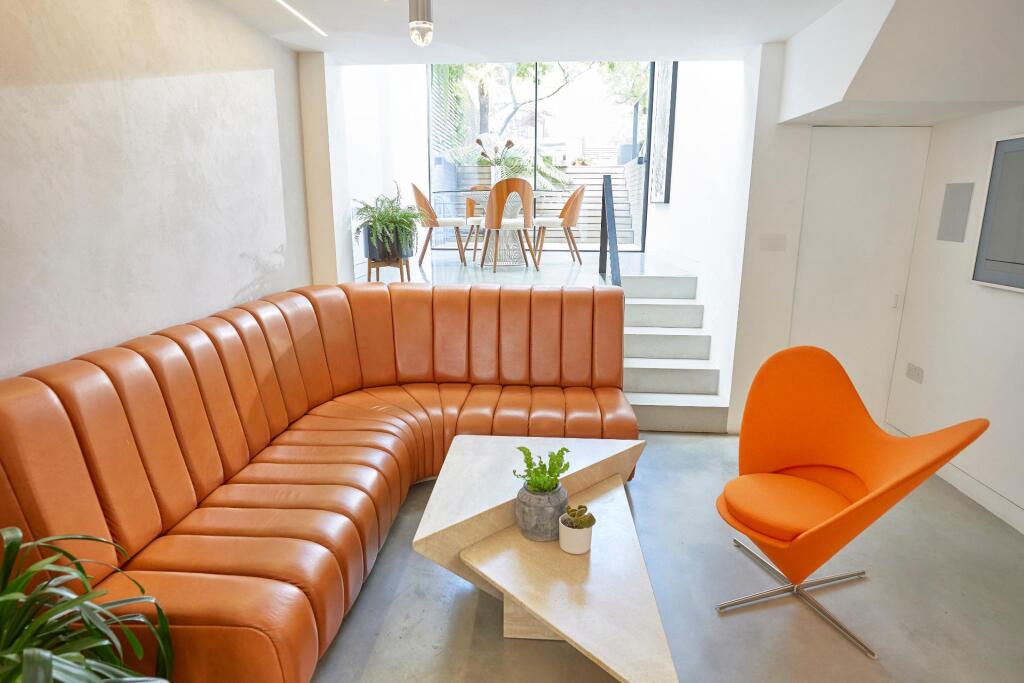Main image of property: Dunlace Road, London, E5