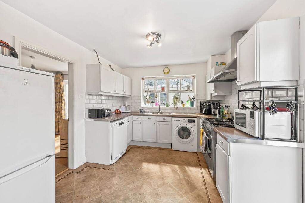 House in Frodsham, Netherton - View 3