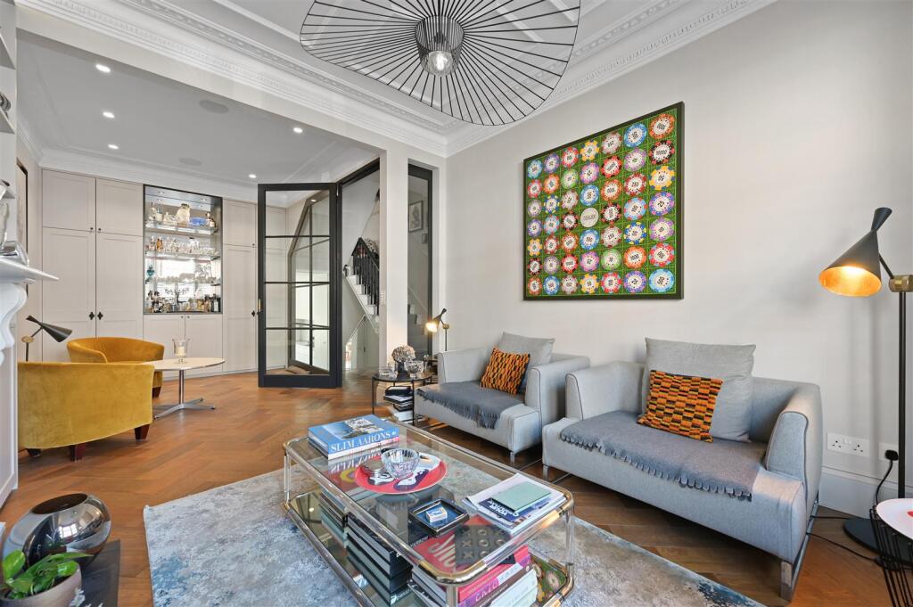 House in London - View 5