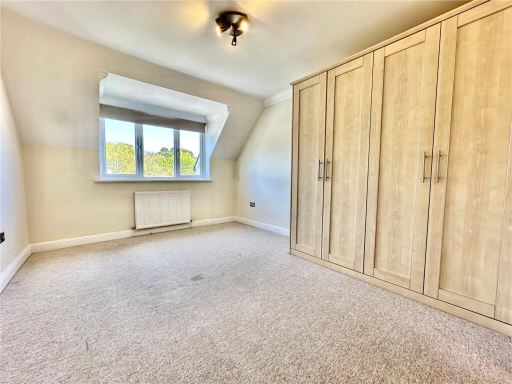 Apartment in Bournemouth - More