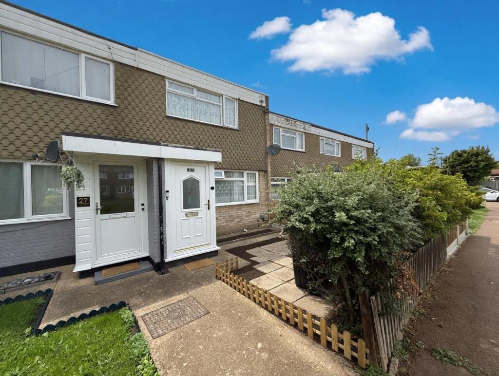 Main image of property: Lincoln Chase, Southend-on-Sea, Essex