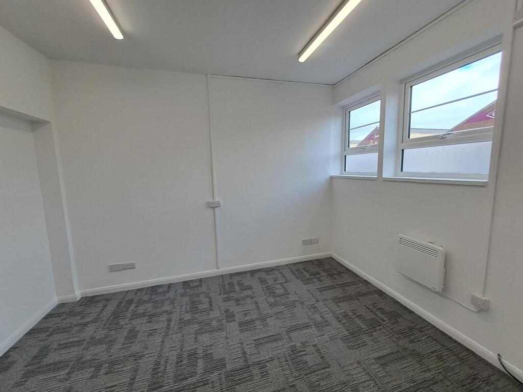 Additional image 9 of Unit 16, Tewin Court, Welwyn Garden City, AL7