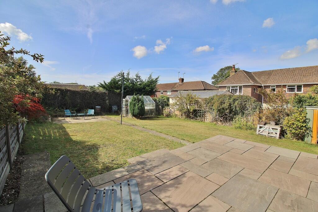 South Lane, Clanfield photo 4