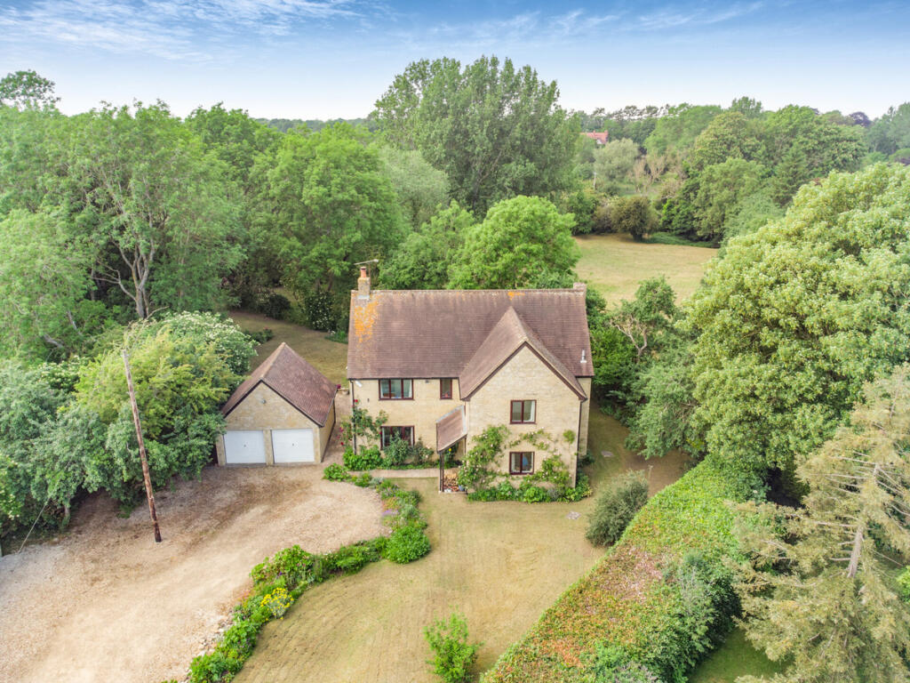 Main image of property: Mixbury Brackley, Northamptonshire, NN13 5RR