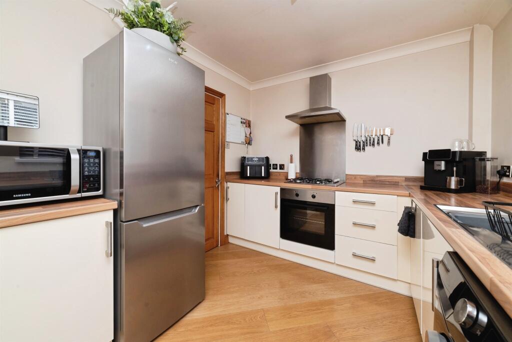 House in Hull, Kingston upon Hull - More