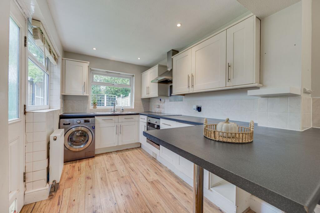 House in Stoke-on-Trent - More