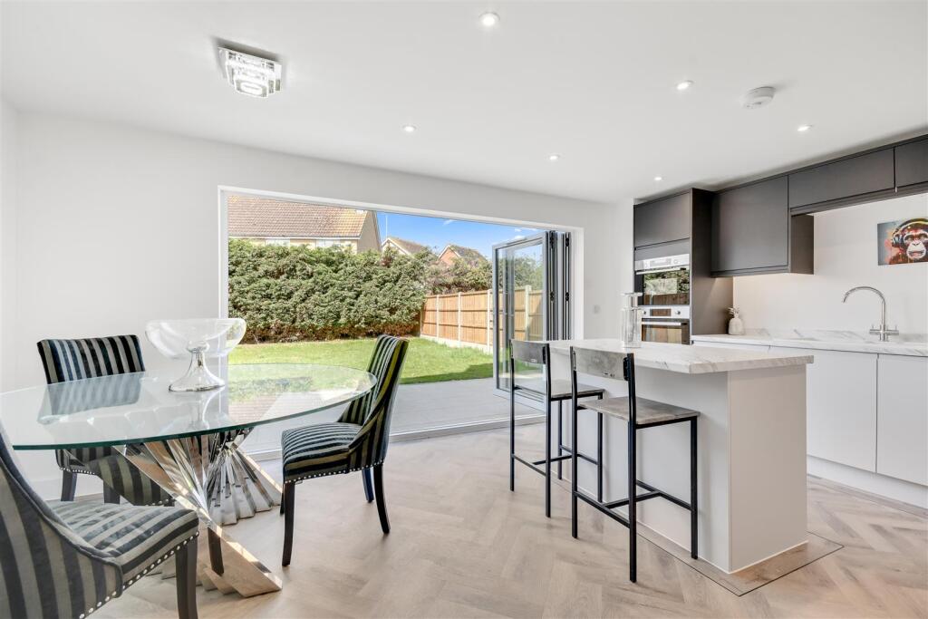 PLOT 2 Regency Close Southminster - View 3