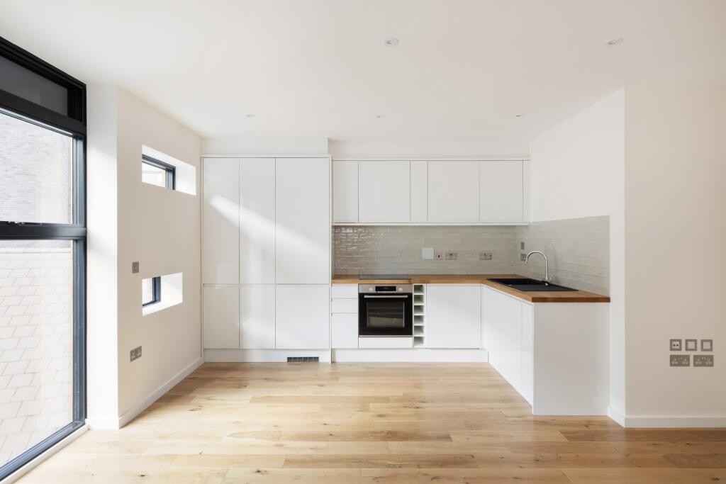 Main image of property: Loha House, Burrows Mews, SE1
