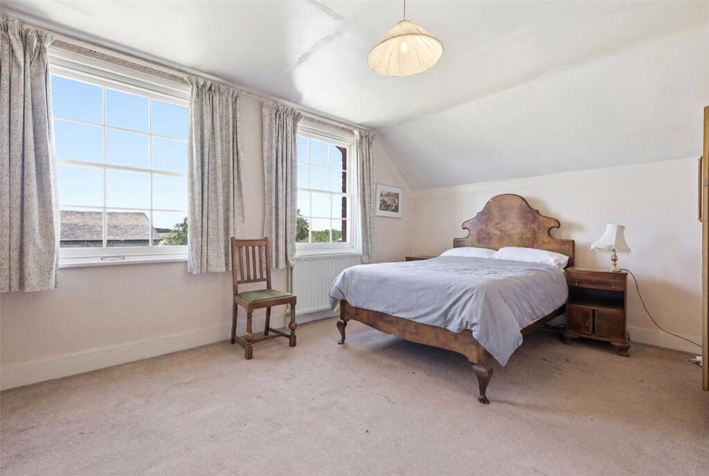 House in Stevenage - View 5