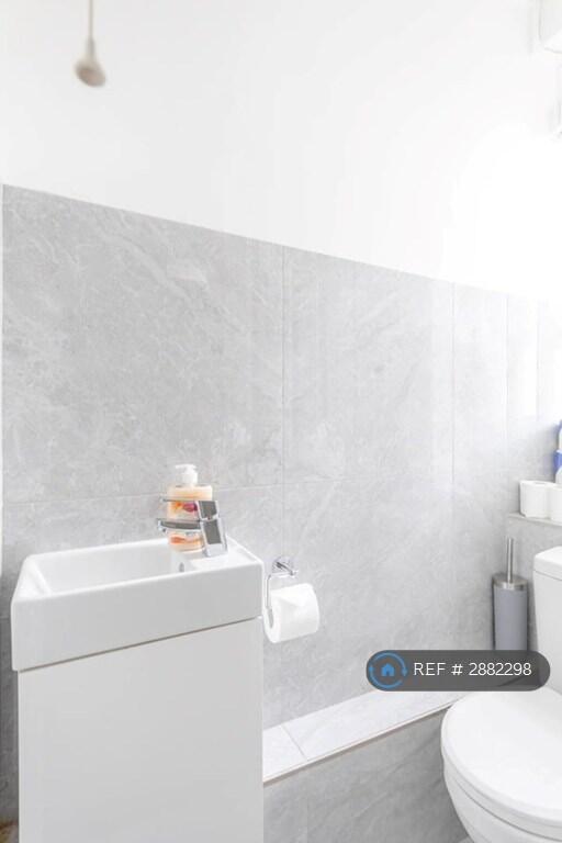 1 bedroom flat share for rent