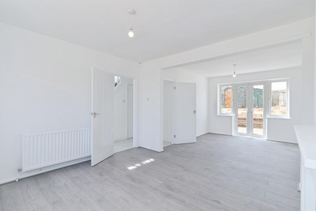 House in Northampton - View 4