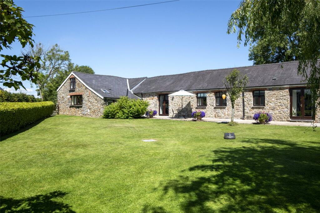 Main image of property: Harrolds Farm, Jeffreyston, Kilgetty, Pembrokeshire, SA68