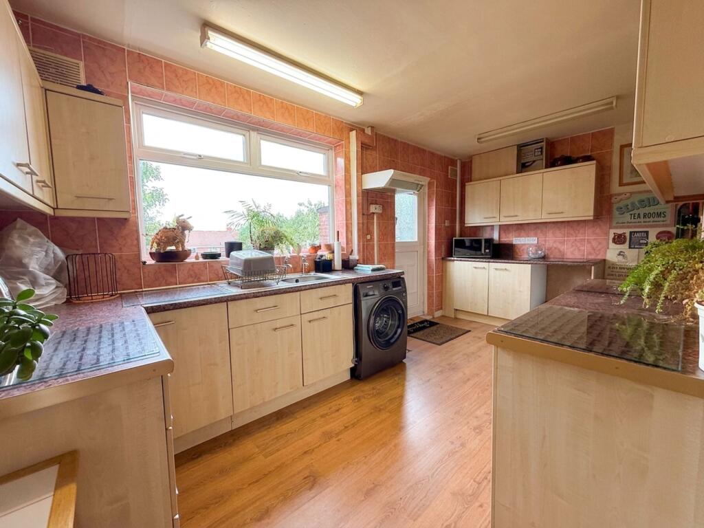 House in Rotherham, South Yorkshire - View 4