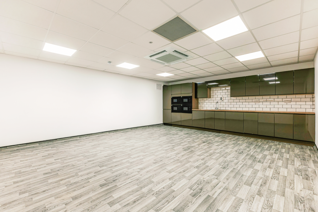 EDIT_103067_Unit-13-Hawkins-Drive--(28)_low.png