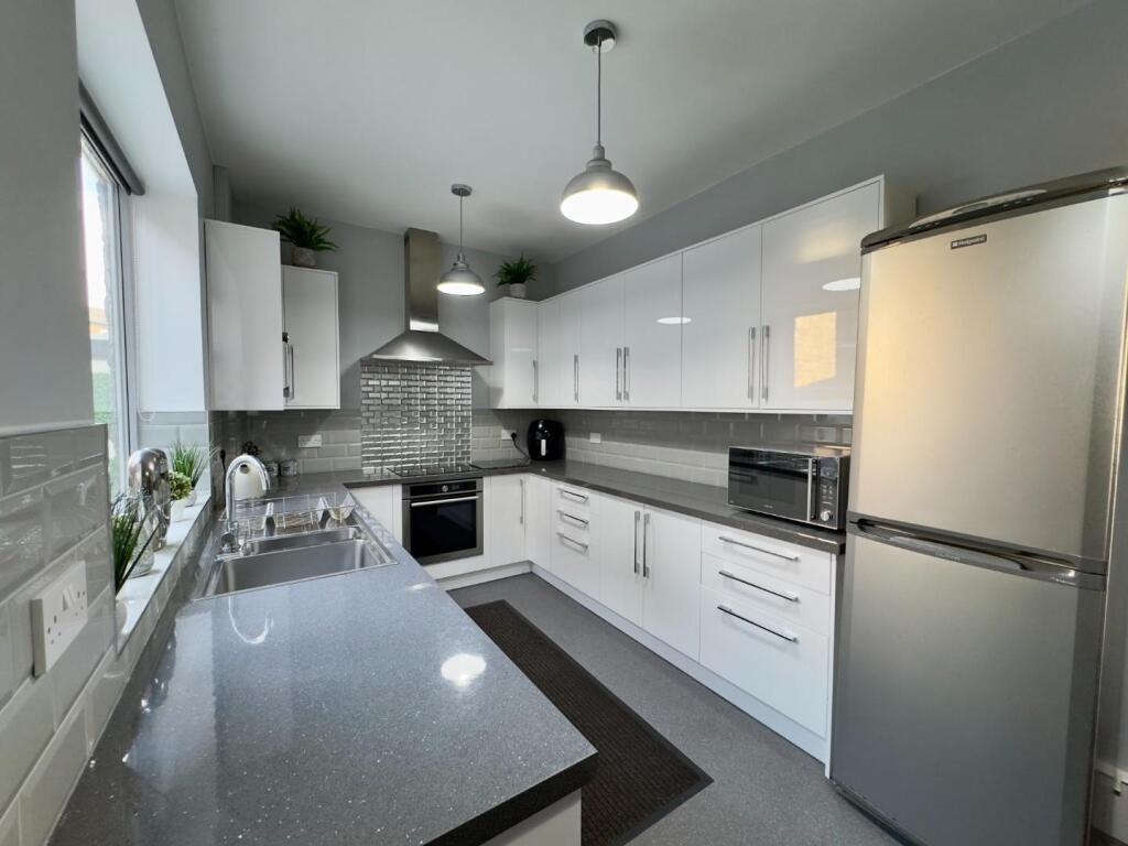 House in Burnley, Lancashire - View 5