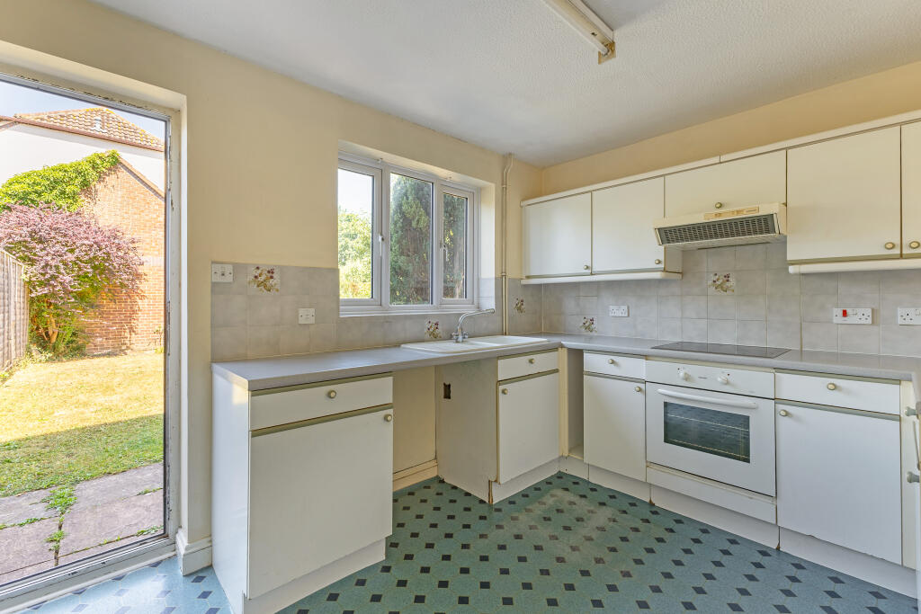 Spring Meadows, Great Shefford, Hungerford, West Berkshire - View 3