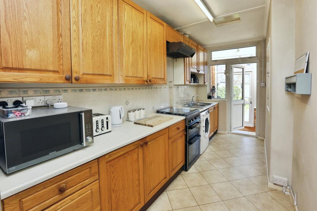 Worthing Avenue, Gosport - View 3