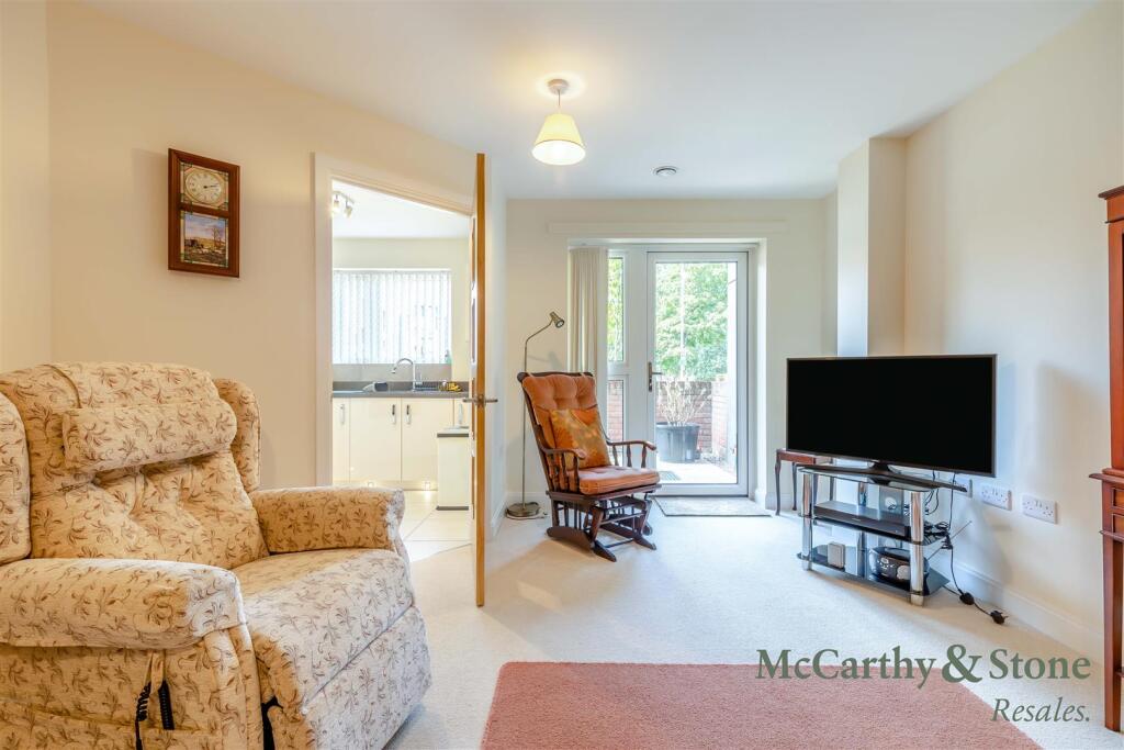 Apartment in Walsall - View 3