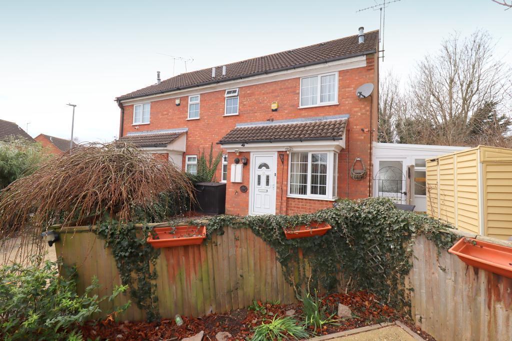 1-bed house on Kelling Close, Warden Hills, Luton, Bedfordshire, LU2 7ET, £200,000