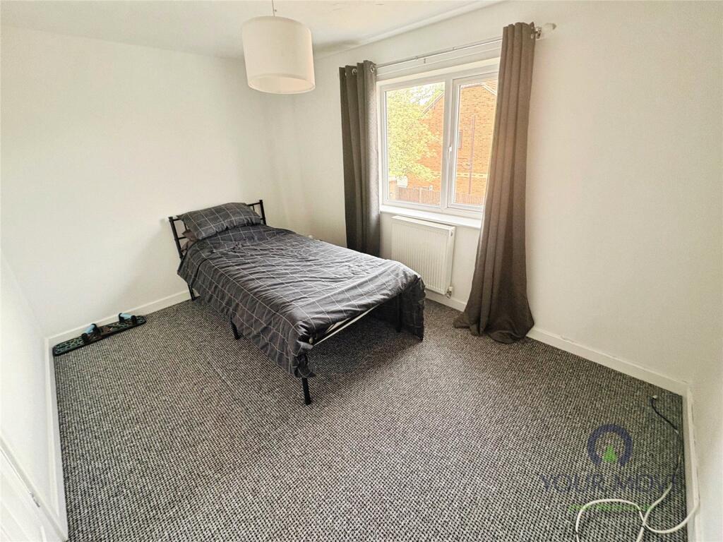 House in Nottingham - View 5