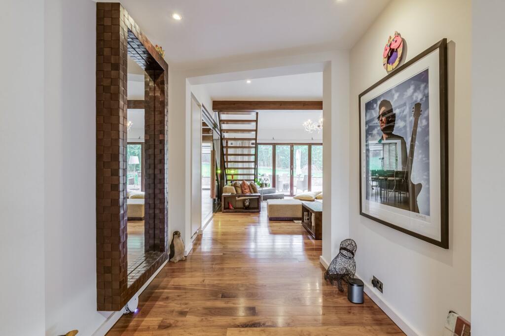 Additional image 3 of Oaklands Rise, Oaklands, Welwyn, Hertfordshire, AL6