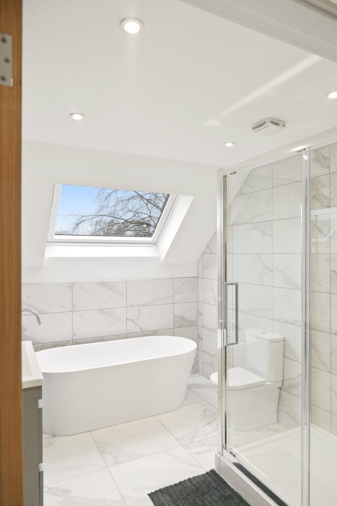 House in York - View 5
