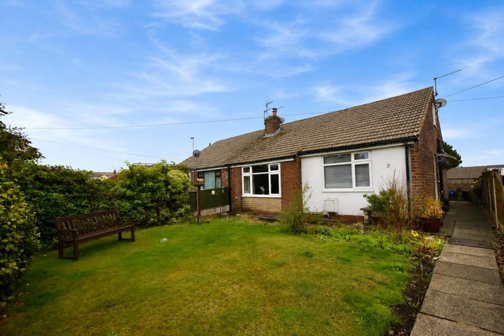 Main image of property: Fairway, Milnrow, Rochdale, Greater Manchester, OL16