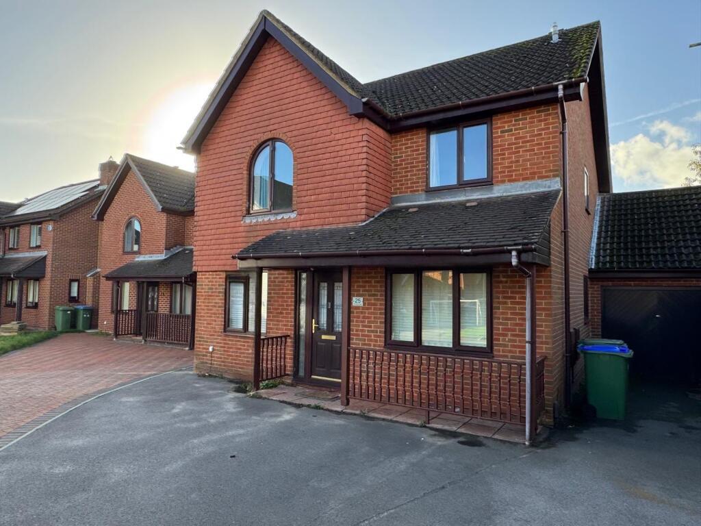 Main image of property: Pershore Close, Locks Heath