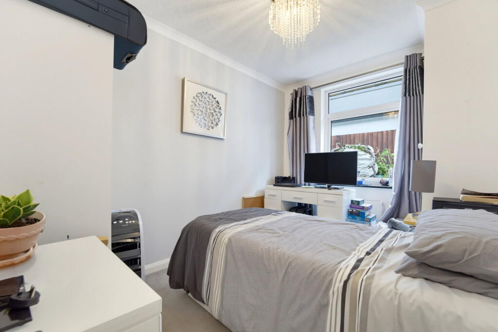 House in Spelthorne, Surrey - More