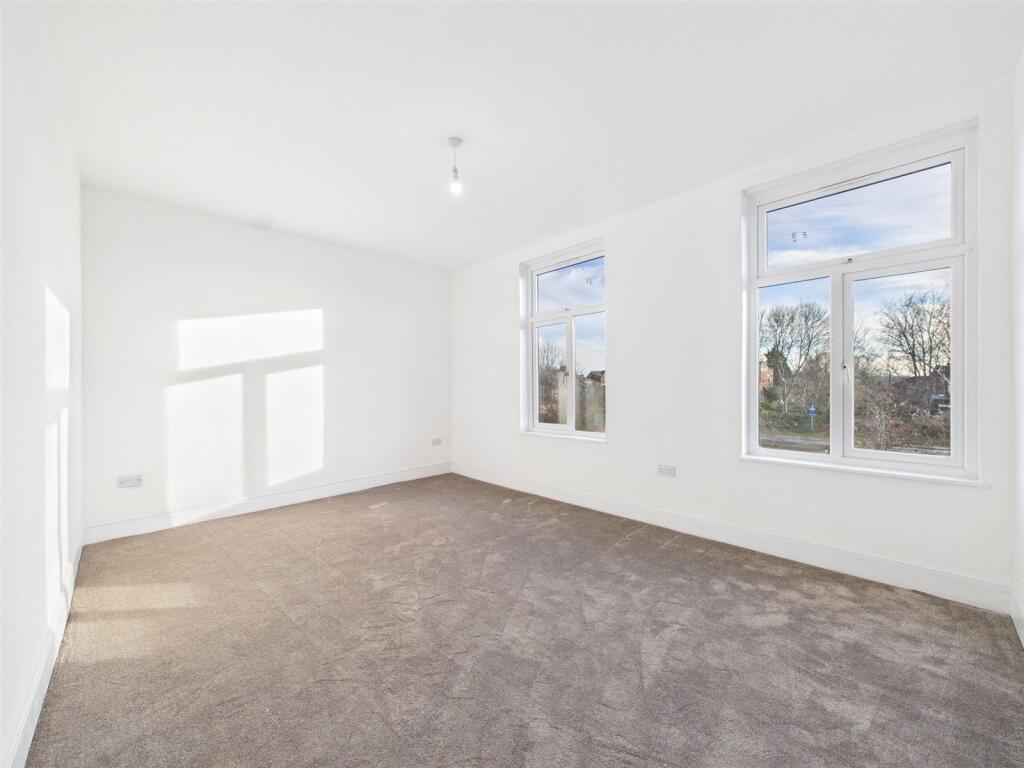 Urmston Lane, Stretford, Manchester, Greater Manchester, M32 photo 4