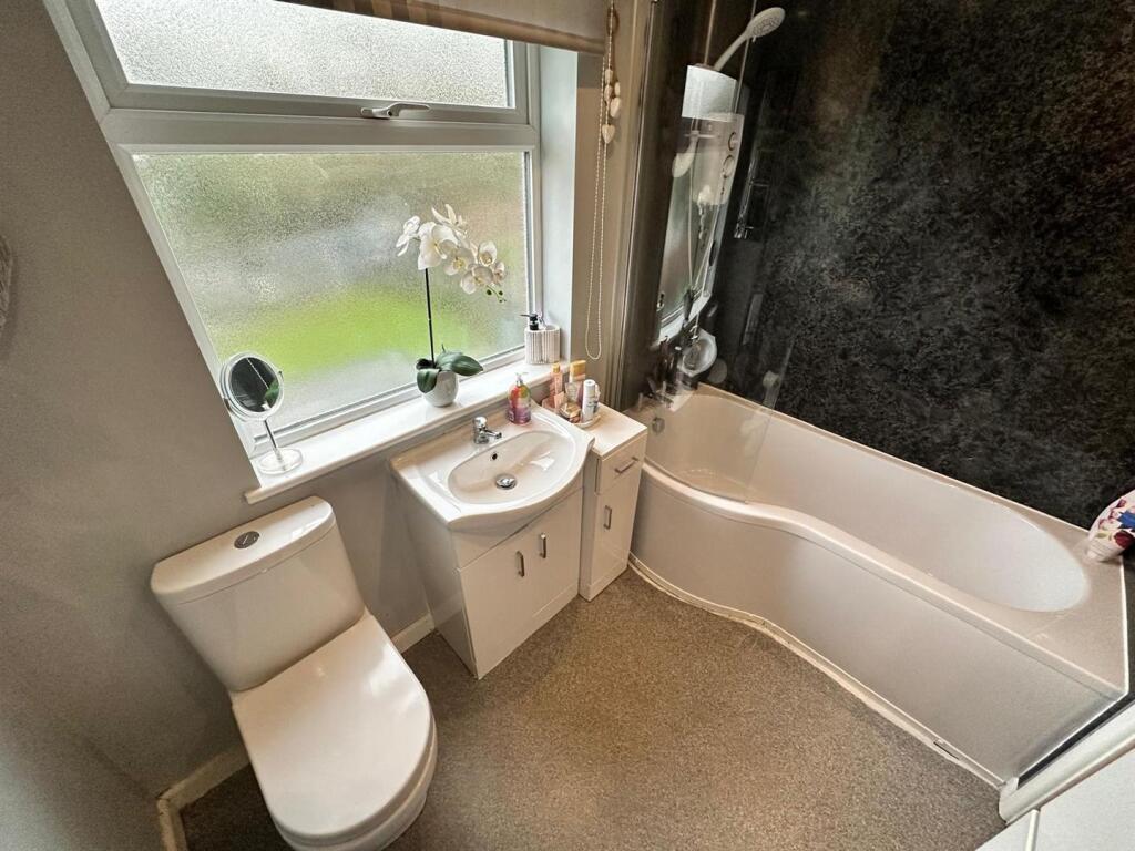 House in Newark, Balderton - More