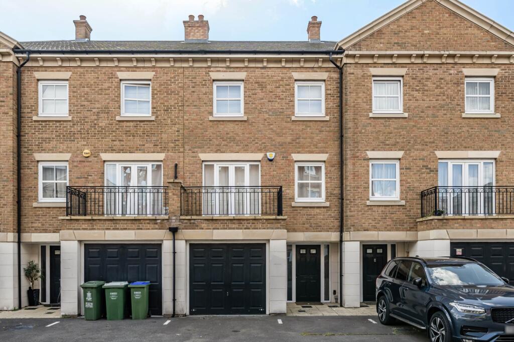 Main image of property: Rainbow Road Erith DA8