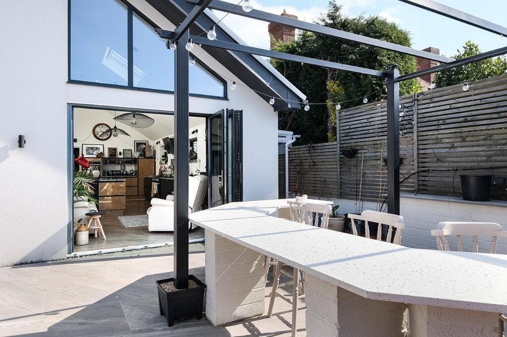 Kingsway, Craigweil Private Estate, Bognor Regis, West Sussex, PO21 - View 4