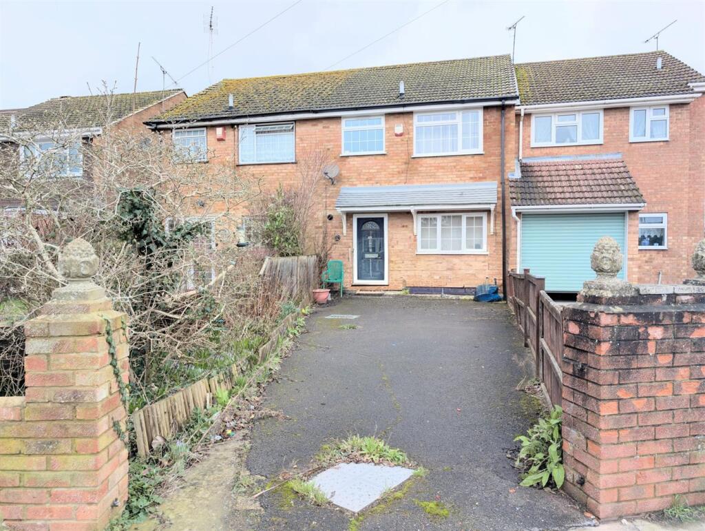 Main image of property: Lewins Farm Court, Lower Cippenham Lane