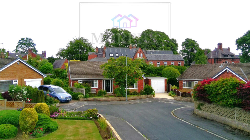 Carleton Green Close, Pontefract, West Yorkshire photo 3