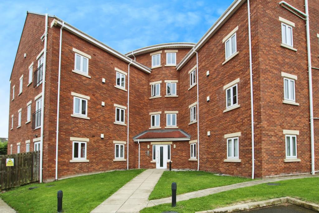 Main image of property: Kingsway Gardens, West Yorkshire, Ossett, WF5